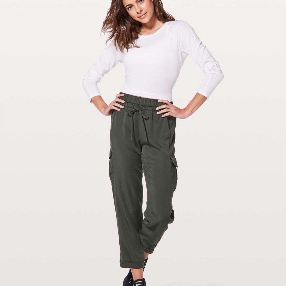 Lululemon Evergreen Move Lightly Pant 25 Inch Size 2